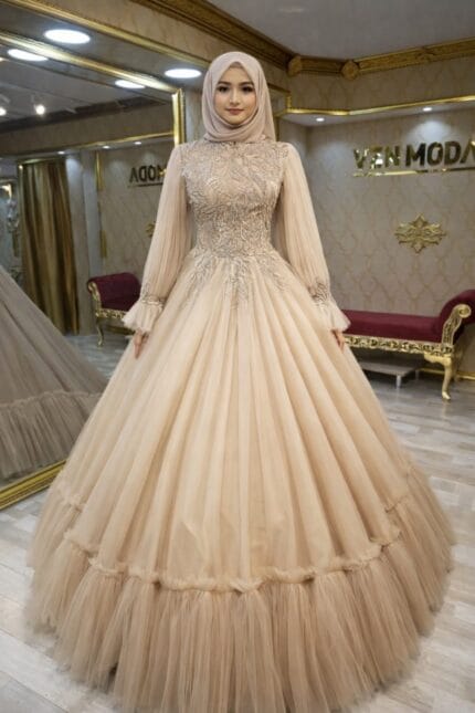 Esma-vizon-tesettur-nisan-abiye-elbise-a-kesim-kabarik-kuyruklu