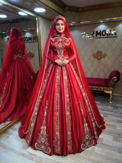 Sedef-kirmizi-saten-islemeli-a-kesim-kaftan-kina-abiye-elbise
