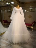Gelinlik-helen-kollu-v-yaka-hayal-tül - VznModa Gelinlik-helen-kollu-v-yaka-hayal-tül