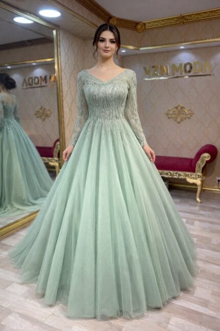 Ozge-mint-yesili-nisan-kina-abiye-elbise-buyuk-beden-islemeli