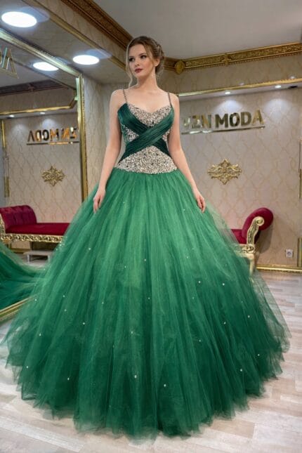 parla-zumrut-yesili-tasli-prenses-nisan-kina-abiye-elbise