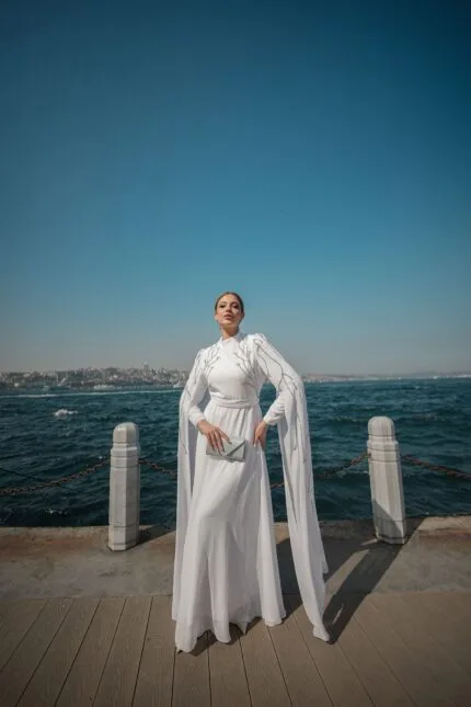 canan-beyaz-tesettür-abiye-elbise-nikah-düğün