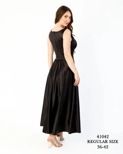 Erema Model Siyah Saten Beli Taşlı Sıfır Kol Abiye Elbise - VznModa abiye