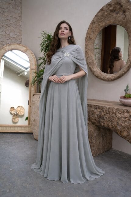 Dilara-Mint-Sifon-Tek-Omuz-Pelerinli-Tasli-Tesettur-Abiye-Elbise