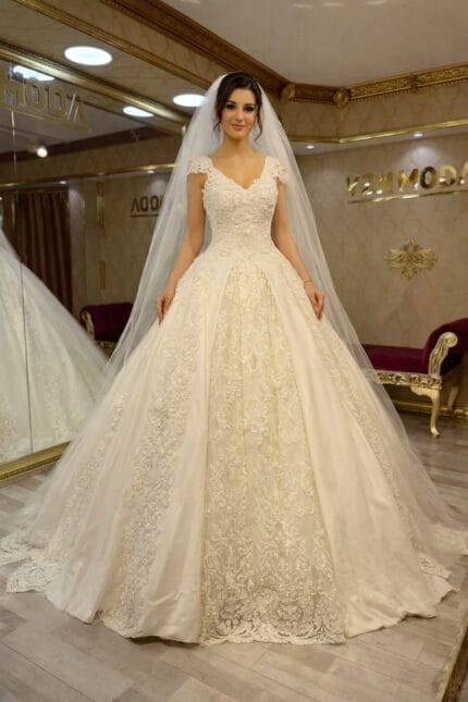 Dora-gelinlik-saten-prenses-askili