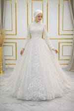 Sezen tesettür gelinlik büyük beden dantel helen kesim - VznModa Sezen-tesettur-gelinlik-buyuk-beden-dantel-helen-kesim