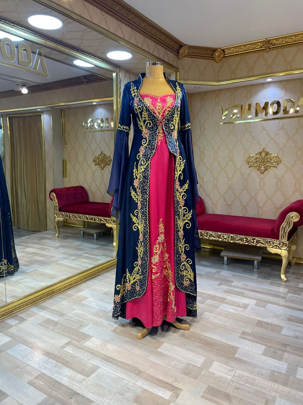 Elena Lacivert Fuşya saten nakışlı bindallı kınalık abiye elbise - VznModa Elena-Lacivert-Fusya-saten-nakisli-bindalli-kinalik-abiye-elbise